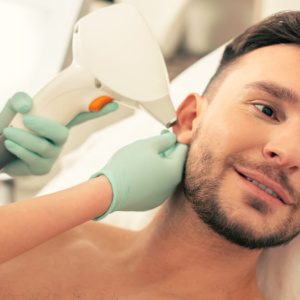 Ear hair removal (20 mins)