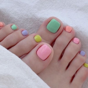 Quick-drying pedicure (60 mins)